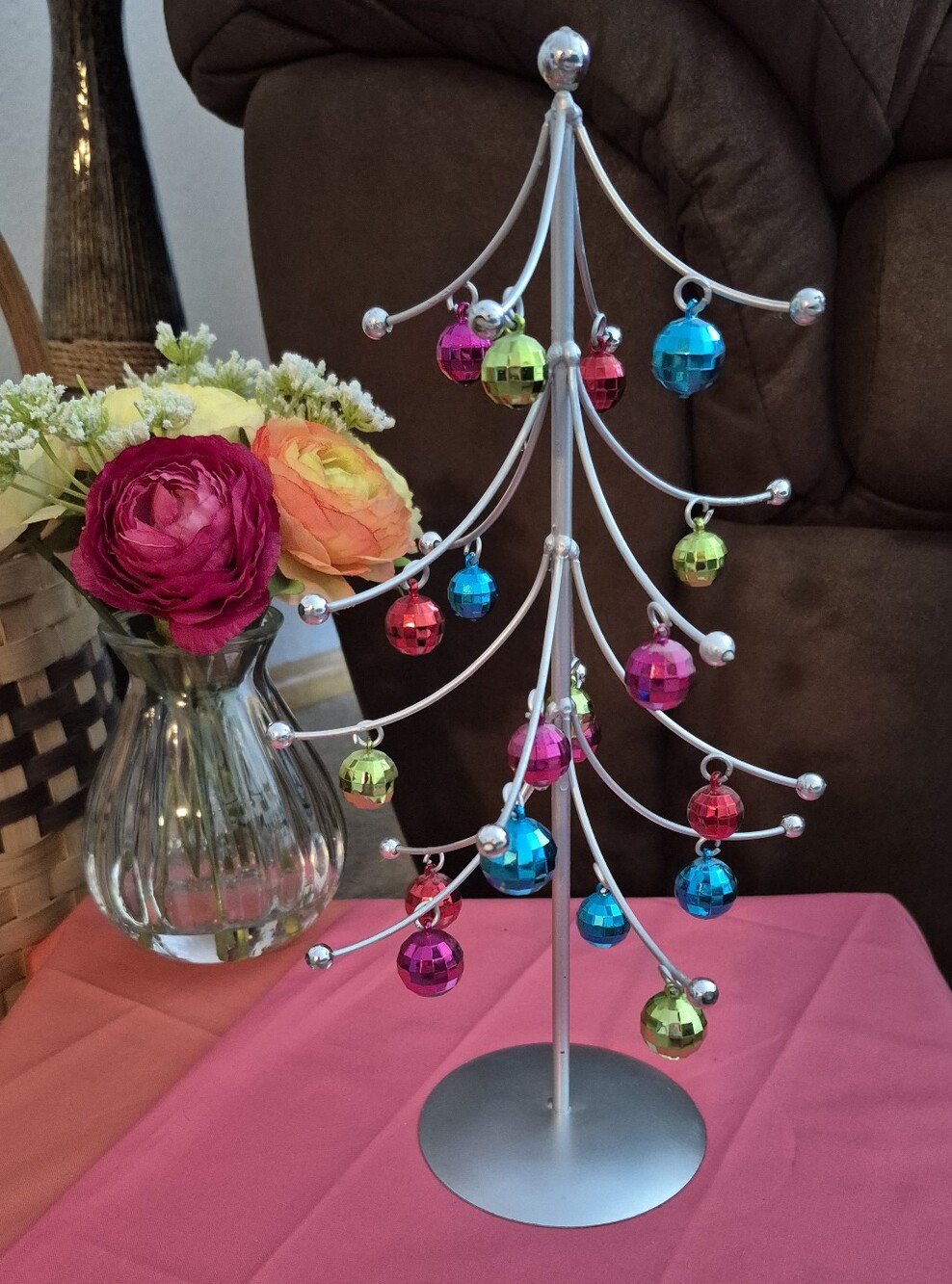 DISCO BALL METAL CHRISTMAS TREE - Picture 4 of 4